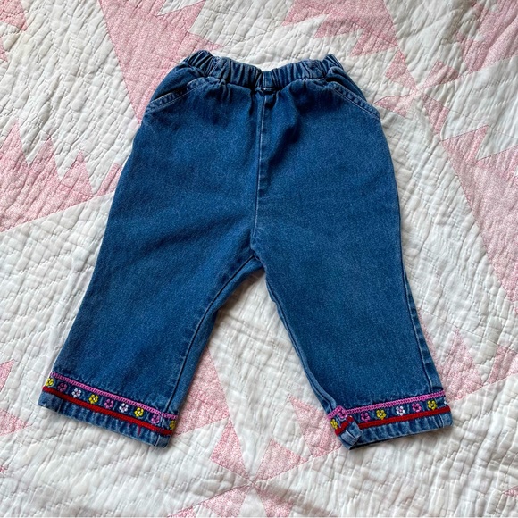 Sesame Street brand embroidered jeans - Picture 1 of 4